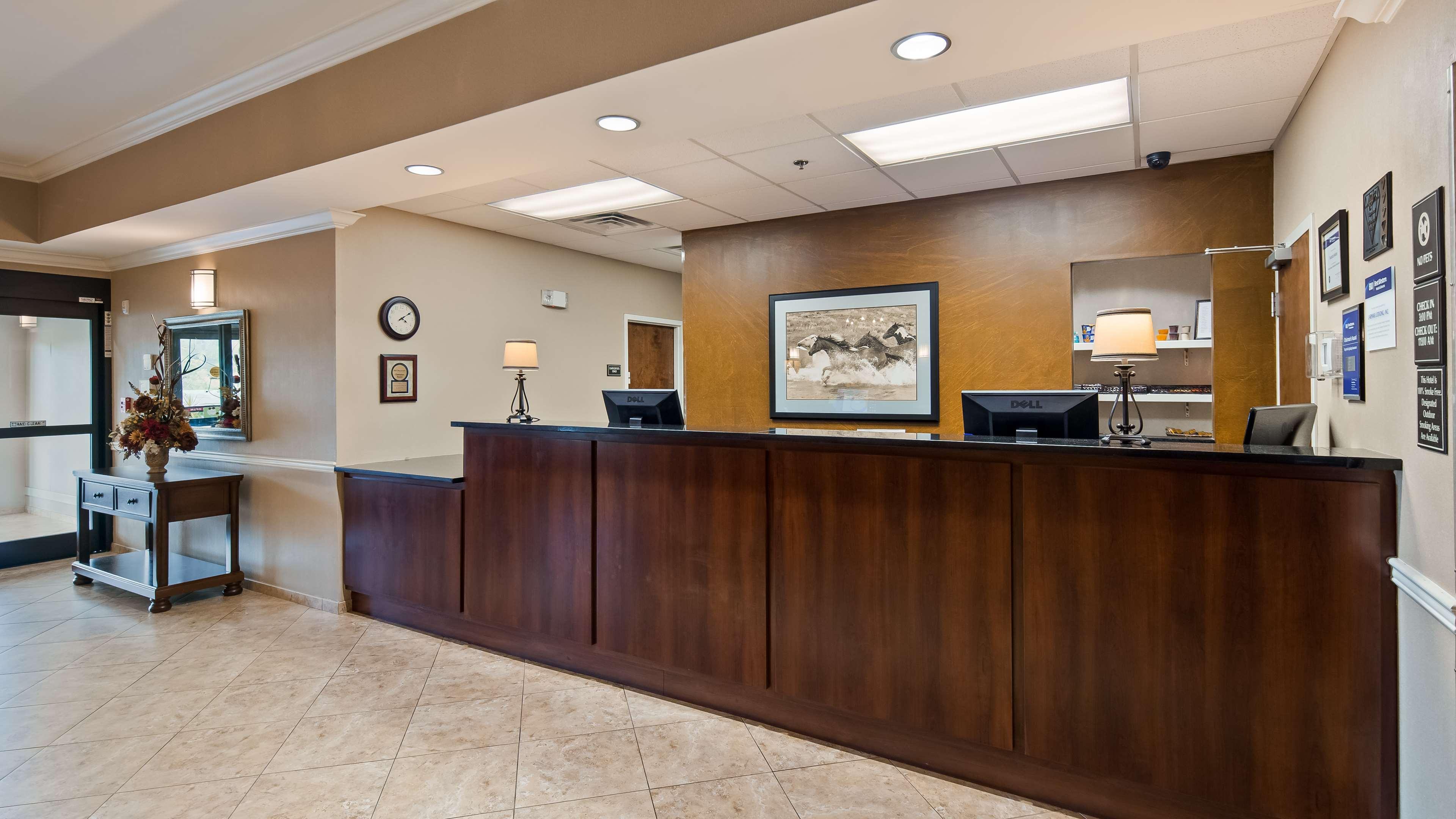 Best Western Plus Louisa Εξωτερικό φωτογραφία